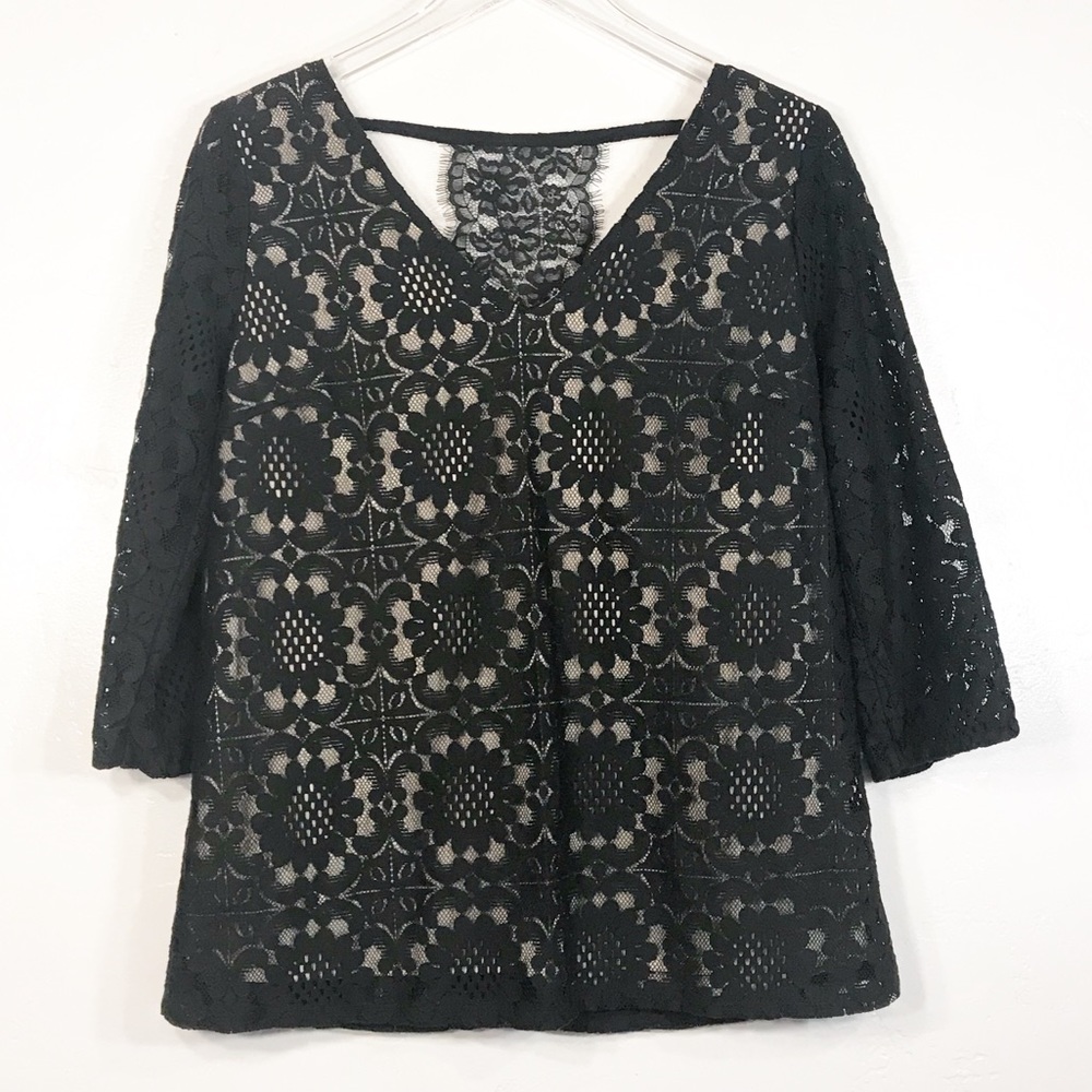 Skies Are Blue | Black Floral Lace Long Sleeve Top